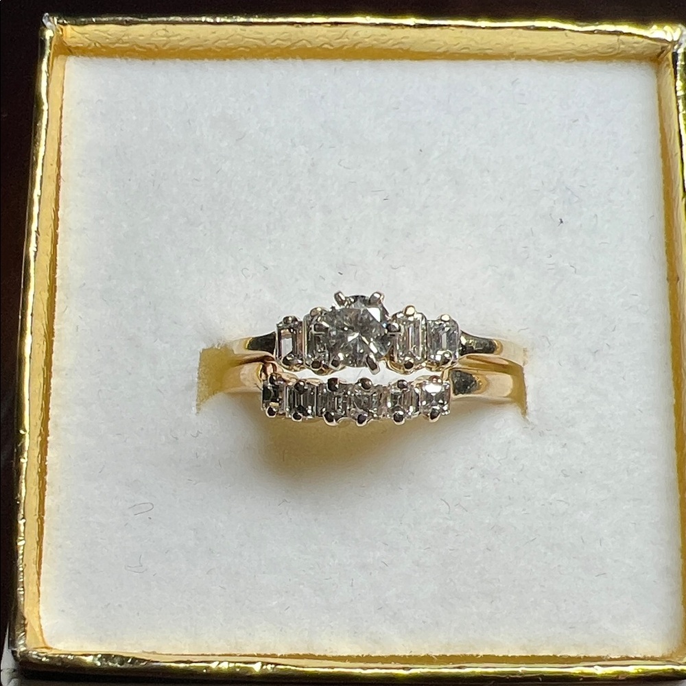 Beautiful 14kYellow and White gold wedding set 1CTW genuine diamonds !
